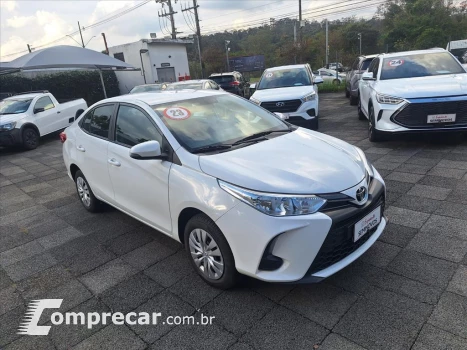 YARIS 1.5 16V FLEX SEDAN XL LIVE MULTIDRIVE