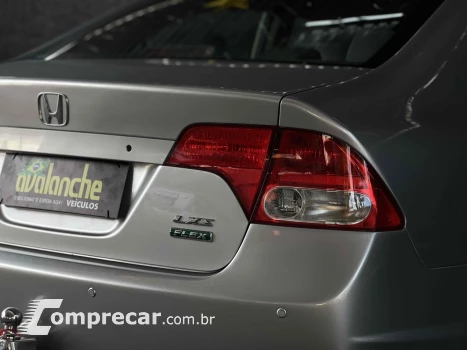 CIVIC 1.8 LXS 16V FLEX 4P AUTOMÁTICO