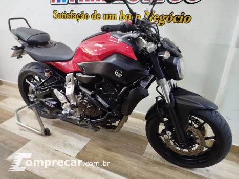 MT-07 700 cc
