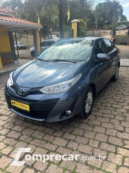 Toyota YARIS 1.5 16V Sedan XL 4 portas