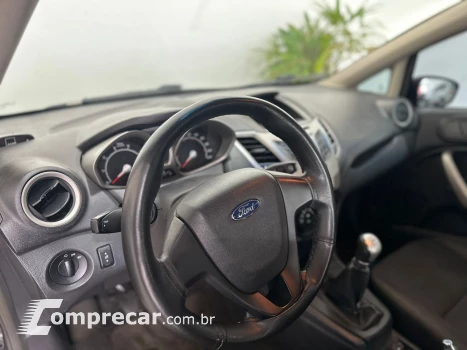 FIESTA 1.6 SE Sedan 16V