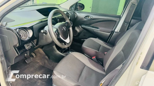 ETIOS 1.5 XS Sedan 16V