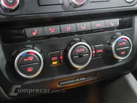 JETTA Highline 2.0 TSI 16V 4p Tiptronic