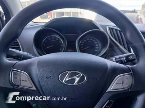 HB20S - 1.6 COMFORT PLUS 16V 4P MANUAL