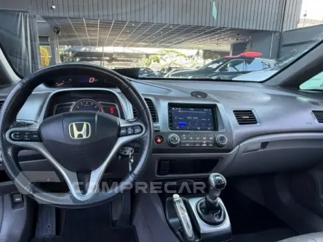 CIVIC - 1.8 LXL 16V 4P MANUAL
