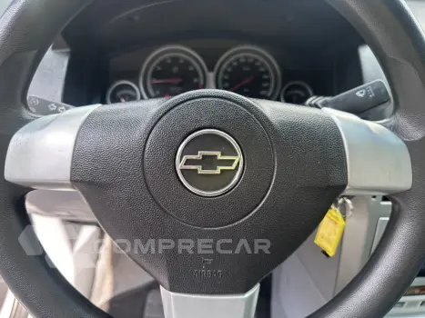 VECTRA 2.0 MPFI ELEGANCE 8V FLEX 4P AUTOMÁTICO