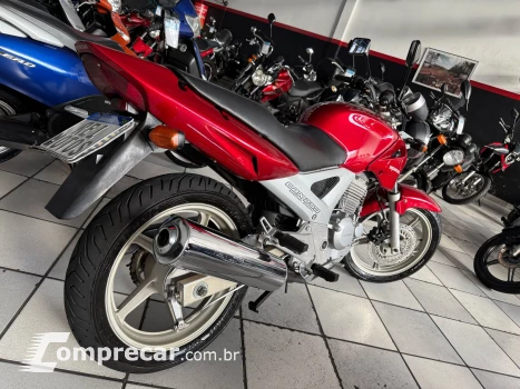 CBX TWISTER 250C