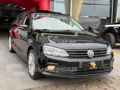 JETTA Highline 2.0 TSI 16V 4p Tiptronic
