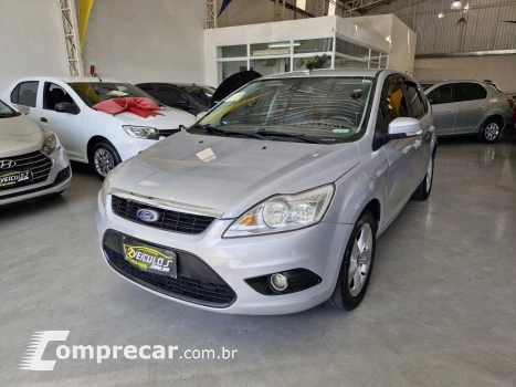 FORD FOCUS 2.0 GLX 16V FLEX 4P MANUAL 4 portas