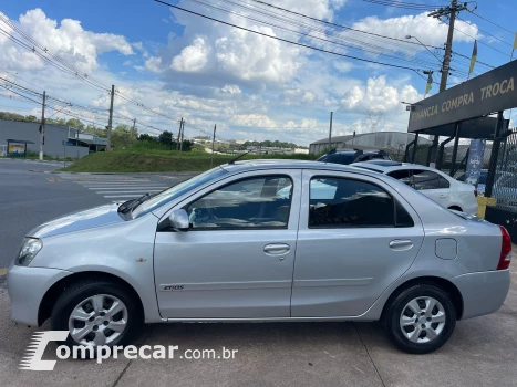 ETIOS 1.5 X Sedan 16V