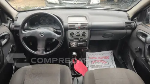 CLASSIC 1.0 MPFI Sedan 8V