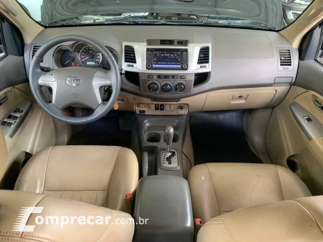 Hilux SW4 SR 4x2 2.7/ 2.7 Flex 16V Aut.
