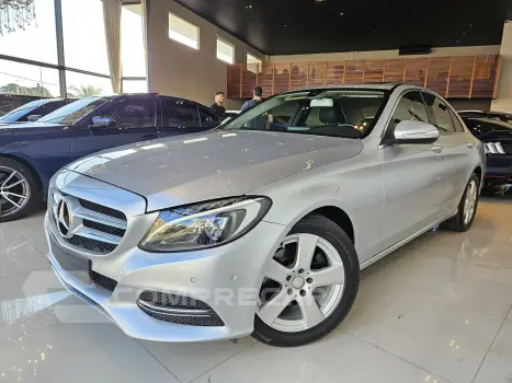 Mercedes-Benz C 200 2.0 CGI Avantgarde 16V 4 portas