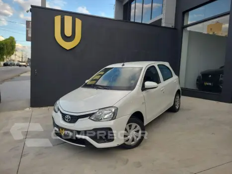 Toyota ETIOS X 1.3 Flex 16V 5p Mec. 4 portas