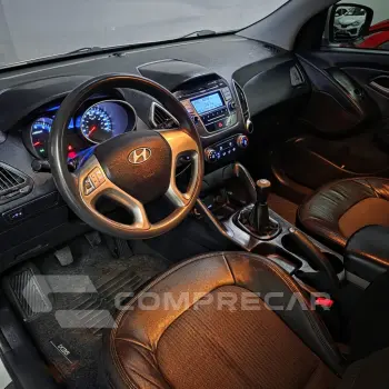 ix35 2.0 16V 170cv 2WD/4WD Mec.