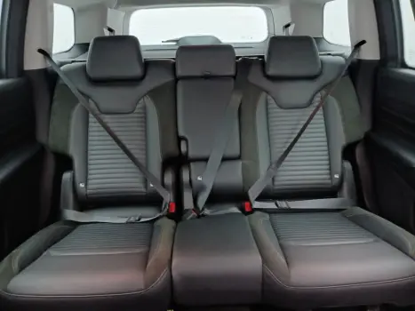 COMMANDER 1.3 T270 TURBO FLEX LIMITED AT6