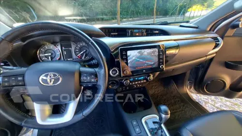 HILUX 2.8 D-4D TURBO DIESEL CD SRX 4X4 AUTOMÁTICO