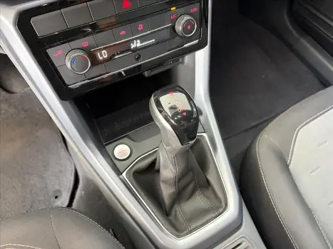 T-CROSS 1.0 200 TSI TOTAL FLEX AUTOMÁTICO