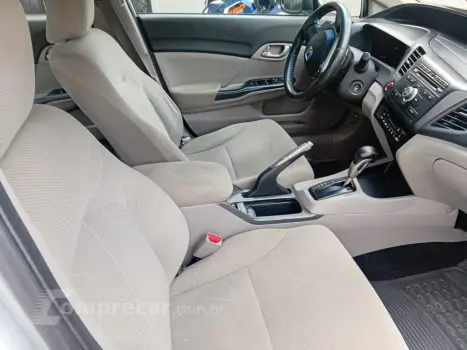 Civic LXS automático
