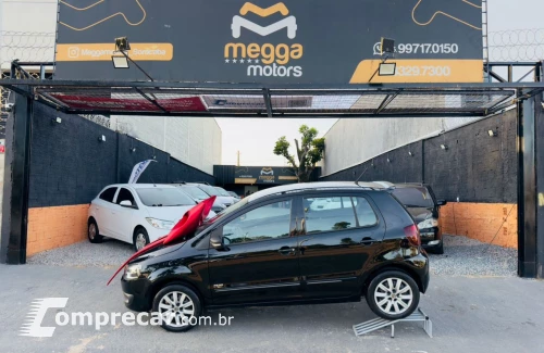 Volkswagen FOX 1.6 MI Prime 8V 4 portas