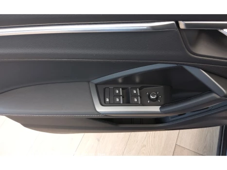 Q3 2.0 40 TFSI GASOLINA SPORTBACK PERFORMANCE BLACK PLUS QUA