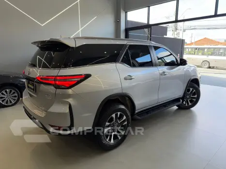 Hilux SW4 SRX platinum