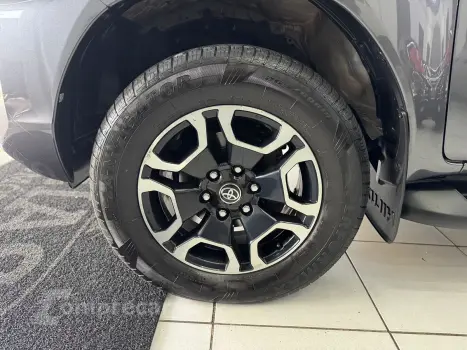 HILUX 2.8 D-4d Turbo CD SRX 4X4