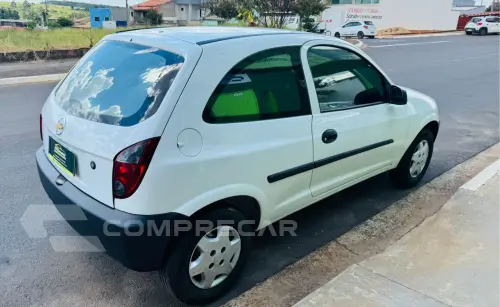 CELTA 1.0 MPFI Life 8V