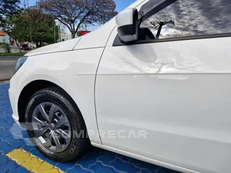 VOYAGE 1.0 12V MPI TOTALFLEX 4P MANUAL