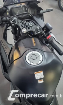 R3 Connected 321cc