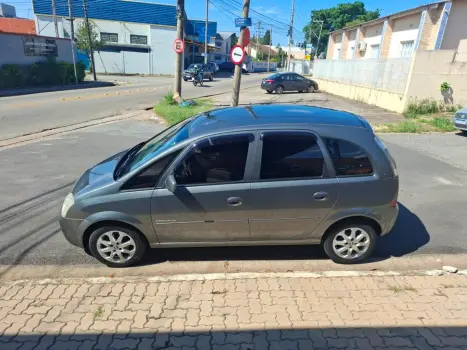 Meriva 1.8 Mpfi Premium 8V Flex 4P Automatizado