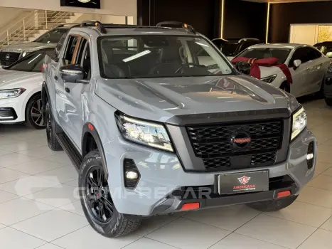 Frontier 2.3 16V PRO4X CABINE DUPLA 4X4 BI-TURBO DIESEL AUTO