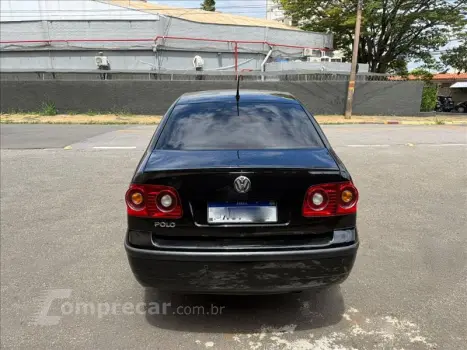 POLO SEDAN 1.6 MI 8V