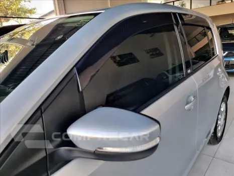 UP 1.0 TSI High UP 12V