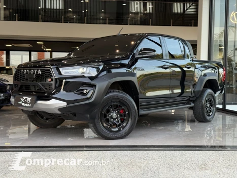 Toyota Hilux CD GR-S 4x4 2.8 TDI Dies. Aut. 4 portas