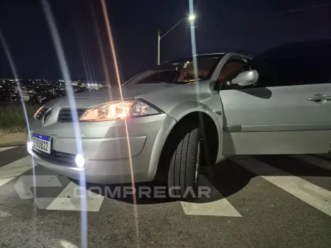 MEGANE 1.6 Dynamique Grand Tour 16V