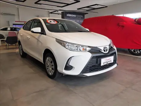 YARIS 1.5 16V FLEX SEDAN XL LIVE MULTIDRIVE