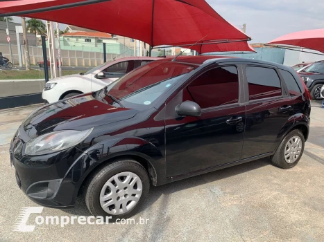 FORD FIESTA 1.0 MPI Class Hatch 8V 4 portas