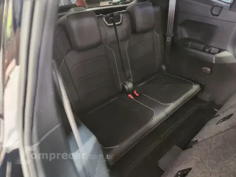 Tiguan Allspace 2.0 16V 4P TSI 350 TURBO R-LINE 4MOTION DSG
