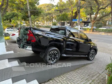 HILUX 2.8 D-4d Turbo CD SRX 4X4