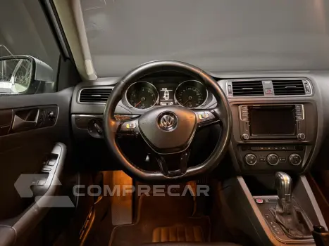 JETTA 2.0 COMFORTLINE FLEX 4P TIPTRONIC