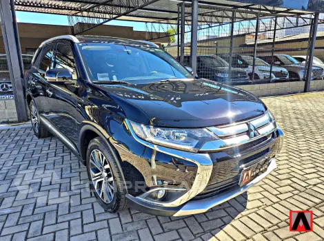 OUTLANDER 3.0 GT 4X4 V6 24V