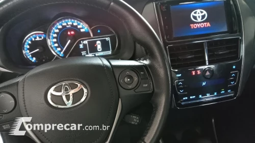 YARIS 1.5 16V Sedan XS