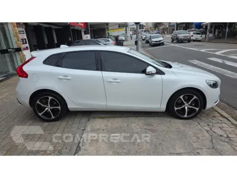 V40 2.0 T4 KINETIC GASOLINA 4P AUTOMÁTICO