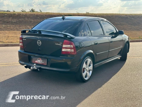 ASTRA 2.0 MPFI Elegance 8V