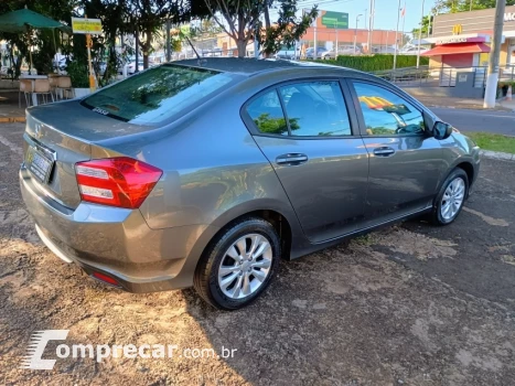 CITY 1.5 LX Sedan 16V