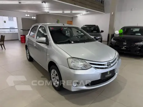 Toyota ETIOS X 1.3 Flex 16V 5p Mec. 4 portas