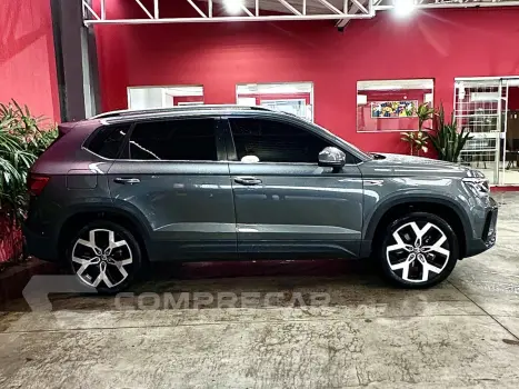 TAOS 1.4 250 TSI TOTAL FLEX HIGHLINE AUTOMÁTICO