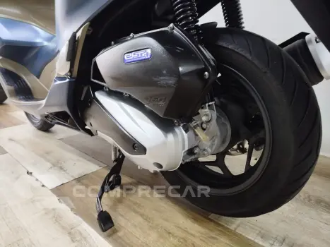 PCX 160 DLX ABS
