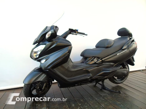 SUZUKI SUZUKI BURGMAN 650 EXECUTIVE